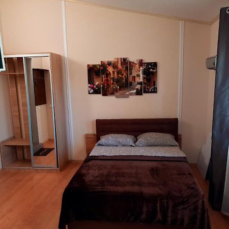 Studio Apartments In Center Mini 5 Поверх Без Ліфту Ivano-Frankivsk Luaran gambar