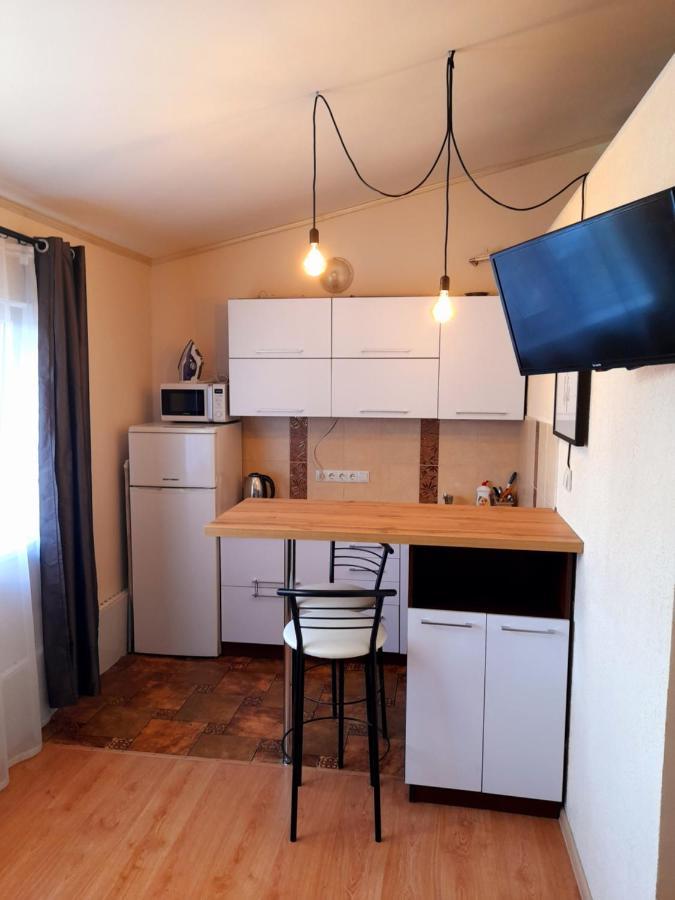 Studio Apartments In Center Mini 5 Поверх Без Ліфту Ivano-Frankivsk Luaran gambar